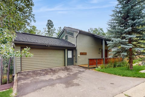 Booth Falls Bungalow Apartment in Vail