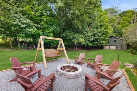 The Velvet Antler Lodge House in Elk Valley
