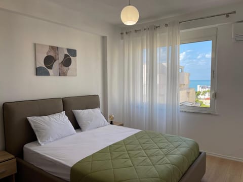 Bed, Photo of the whole room, Bedroom, Sea view