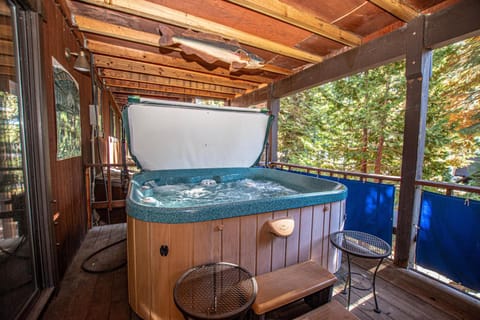 Natural landscape, Hot Tub