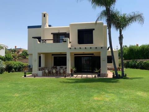 Property building, Garden