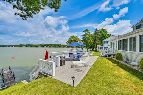 Indoor Hot Tub Large Family Haven on Sylvan Lake House in Rome City