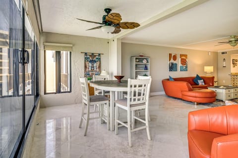 Panoramic Gulf Views Renovated Fort Myers Condo! Apartment in Punta Rassa