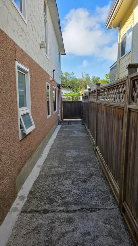 Property building, Day