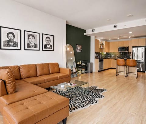 Kitchen or kitchenette, Living room, Photo of the whole room, Seating area