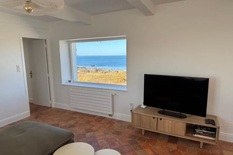 House near wild coast and castle House in Quiberon