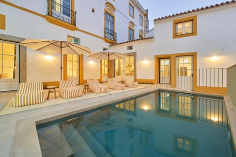 Patio, Swimming pool
