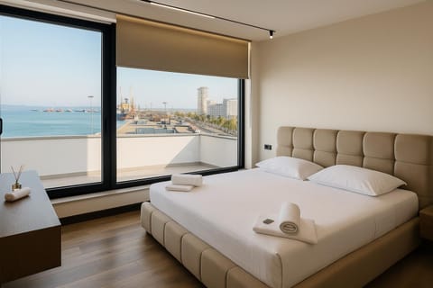 Bedroom, Sea view