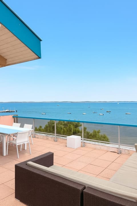 Patio, View (from property/room), Balcony/Terrace, Balcony/Terrace, Dining area, Sea view