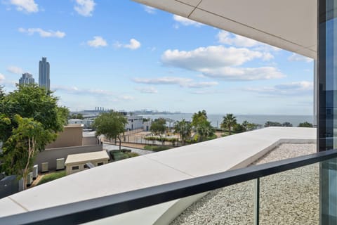 Bluewater Residence 6- Spacious Outlet Apartment in Dubai