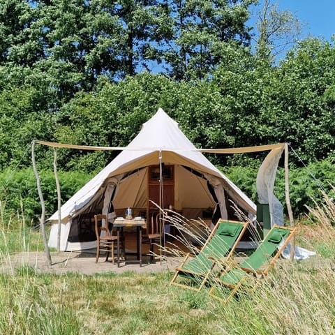 Strackxhoeve Veldtent 'Veldslaap' Luxury tent in Flanders