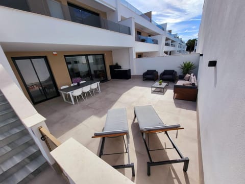 Balcony/Terrace, Dining area