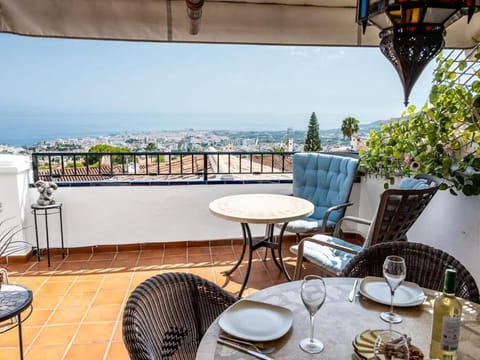 View (from property/room), Balcony/Terrace, Seating area