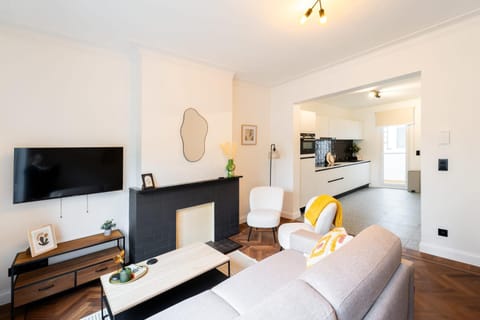 Family-Friendly 2-Bedroom Apartment in Antwerp Apartment in Antwerp