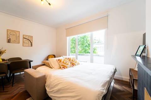 Family-Friendly 2-Bedroom Apartment in Antwerp Apartment in Antwerp