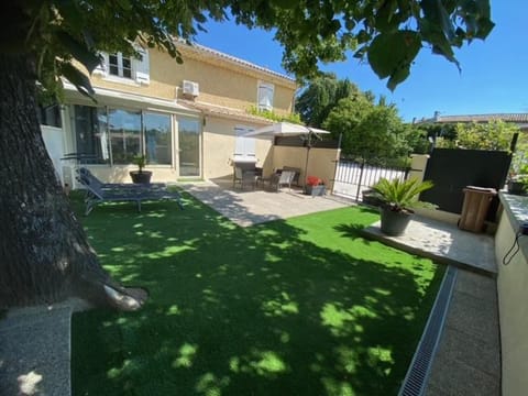 Appartement Maison tout confort avec parking Apartment in Provence-Alpes-Côte d'Azur