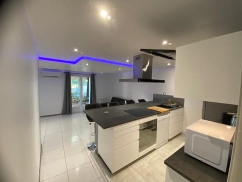 Appartement Maison tout confort avec parking Apartment in Provence-Alpes-Côte d'Azur