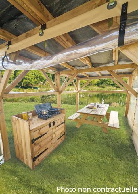 Camping Calme et Nature Campground/
RV Resort in Castellane