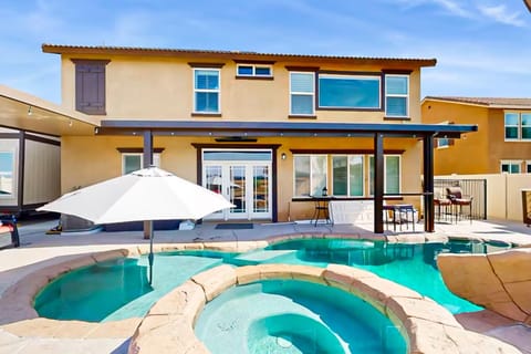 Tiny Home with Shared Pool and Hot Tub Access Apartment in Menifee