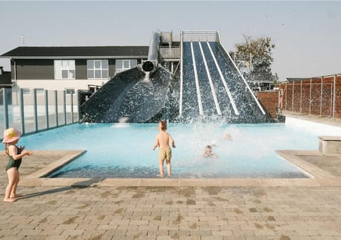 Pool view, Swimming pool, children