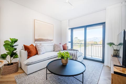 TV and multimedia, Balcony/Terrace, Living room, Seating area