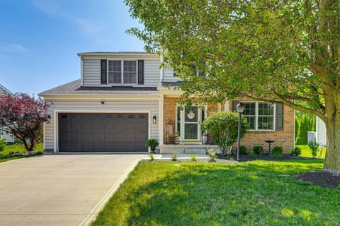 Stay and Play in Lewis Center Home with Spacious Deck House in Ohio