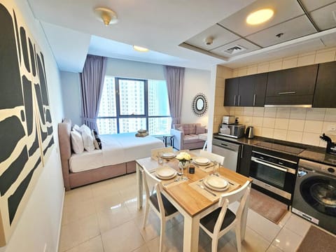 Kitchen or kitchenette, Living room, Dining area