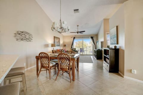 Sunny Isla del Sol Escape with Private Balcony #222 House in Isla del Sol