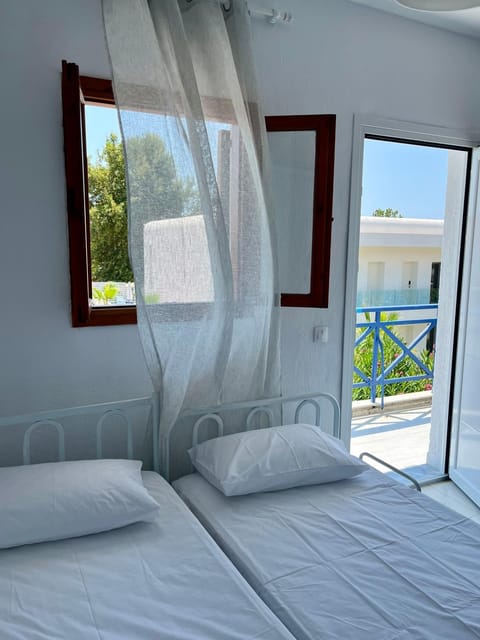 Halkidiki Beach House AELIA Apartment in Halkidiki
