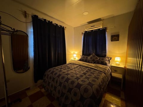 Bed, Bedroom, air conditioner