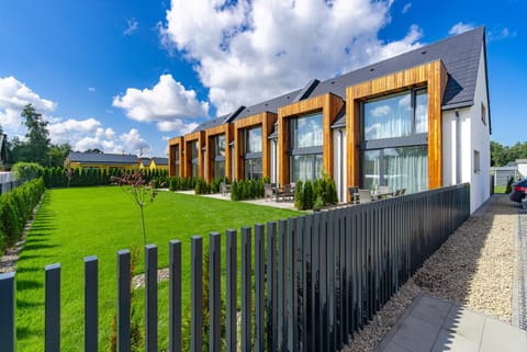 Property building, Garden, Garden view