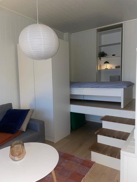 Studio appartment in private home at Bjerkaker Apartment in Tromso