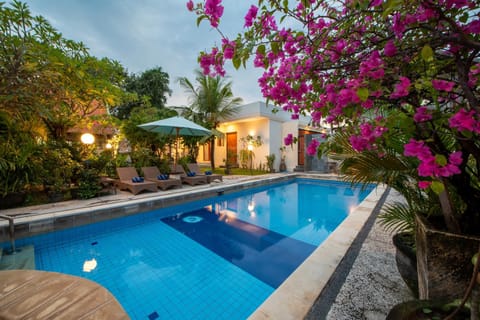 Pool view, Swimming pool