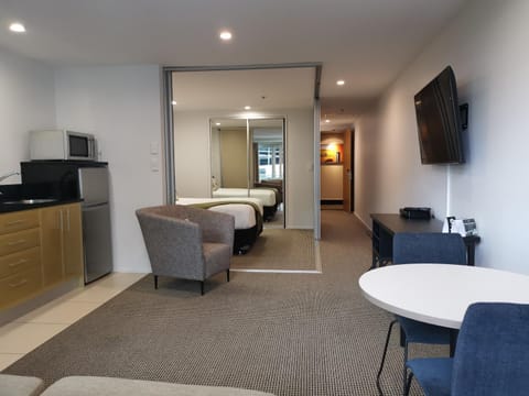 Photo of the whole room, Dining area, Bedroom