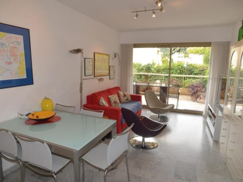 Spacieux 3P avec terrasse et piscine à Menton - FR-1-196-386 Apartment in Menton