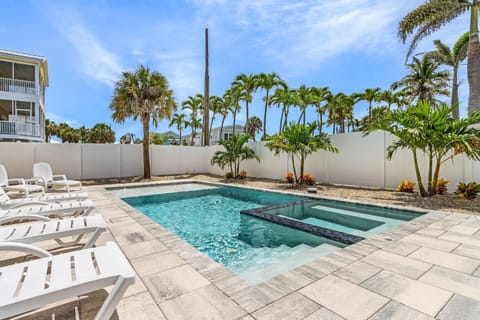 110 Sea Le Vie- 5BR 4,5BA Brand New Build with Pool! home House in Estero Island