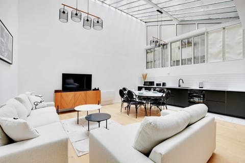 TV and multimedia, Kitchen or kitchenette, Living room