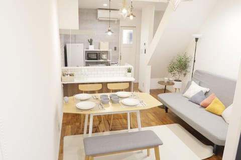 Living room, Dining area, kitchen
