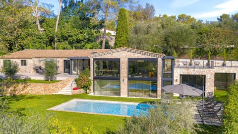 Villa de luxe à valbonne Villa in Valbonne