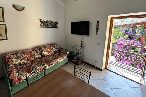 Living room, City view