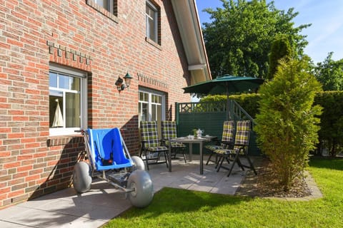 Garden, Balcony/Terrace, Seating area, Garden view