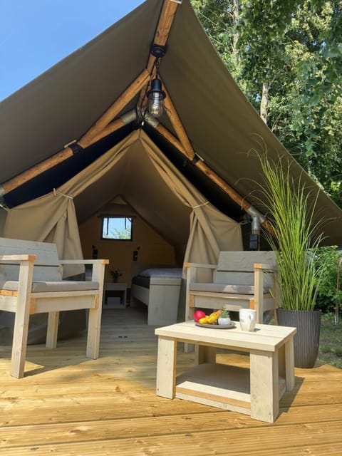Luxus zelten Im Heide Resort Luxury tent in Nettetal