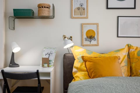 Bed, Bedroom