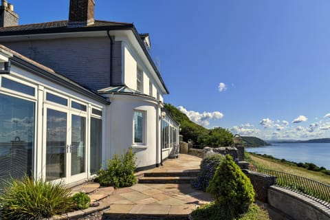 Property building, Day, Natural landscape, Sea view