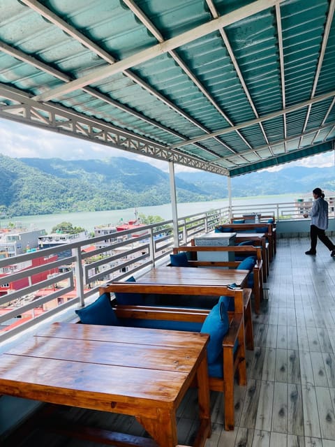 Restaurant/places to eat, Restaurant/places to eat