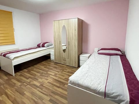 Bed, Photo of the whole room, Bedroom, wardrobe