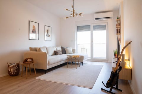 Living room, air conditioner