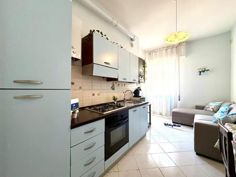 Kitchen or kitchenette, Living room, Dining area, stove
