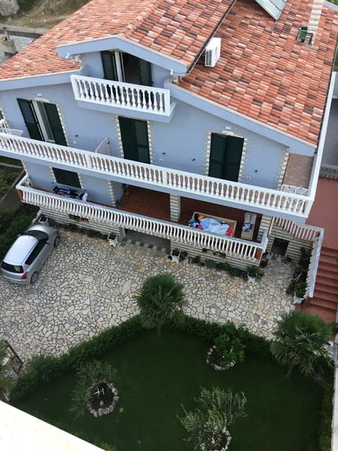 Villa George Apartment in Vlorë County, Albania