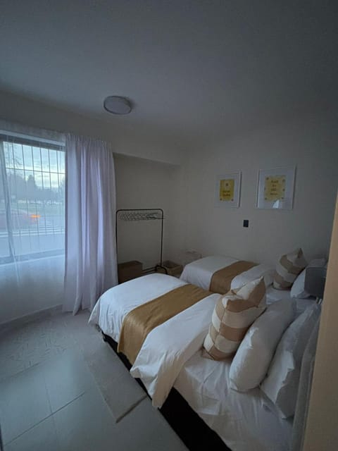 Inside Out Bliss Bed and Breakfast in Cape Town